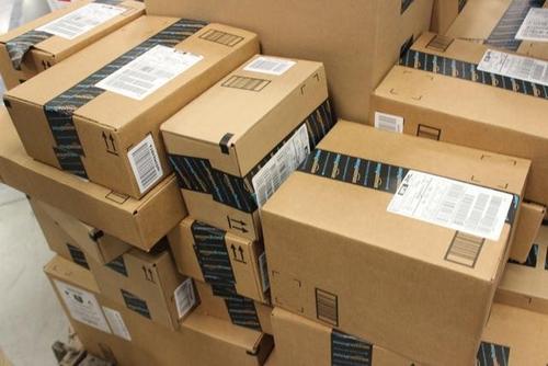 亞馬遜美國最大倉庫區早已爆滿